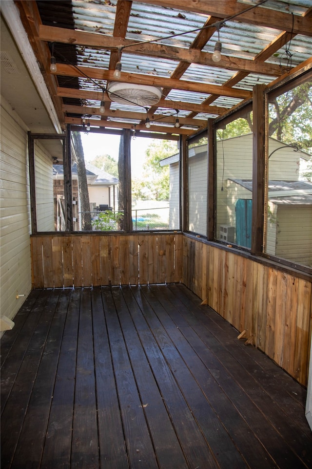 view of unfurnished sunroom