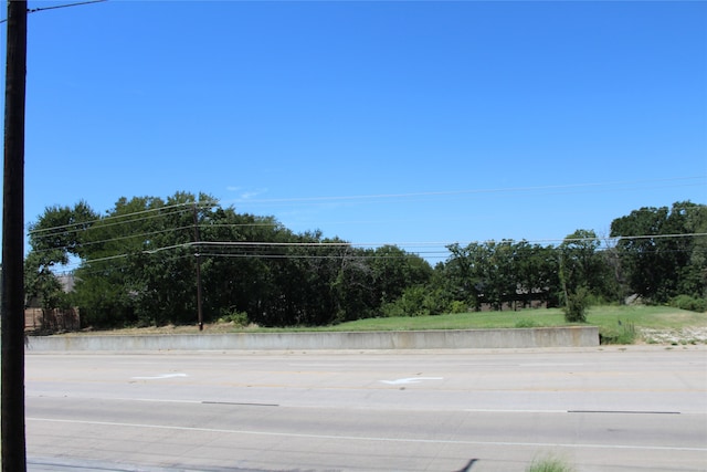 Listing photo 2 for 1229 N Industrial Blvd, Bedford TX 76021