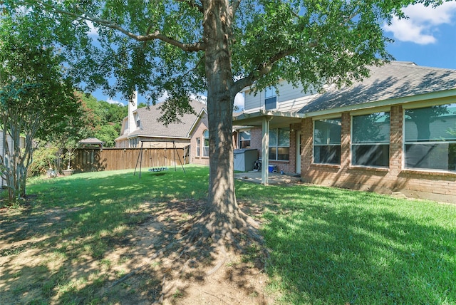 view of yard with a patio area