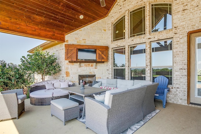 view of patio / terrace featuring an outdoor hangout area