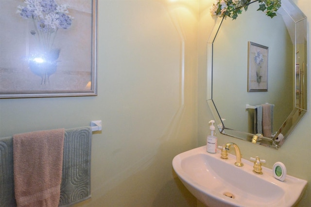 4821 Worthing Dr, Garland, TX 75043 - bathroom featuring a sink