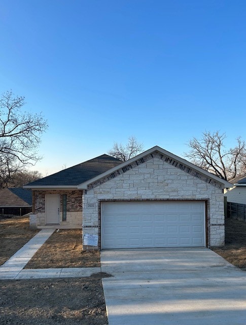 view of front of house featuring a garage