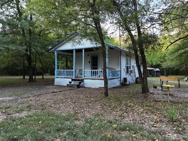 view of front of property with a porch