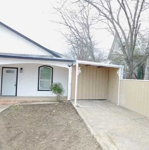 exterior space featuring a porch