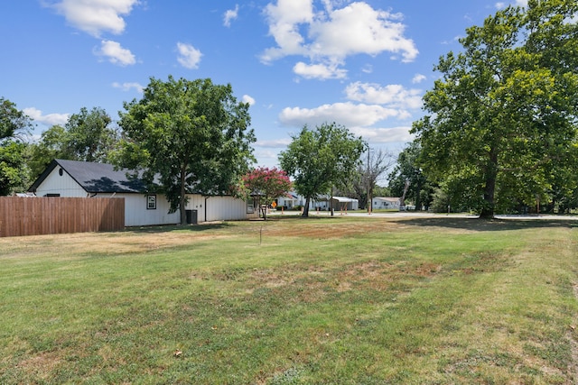 Listing photo 2 for 210 Main St, Haslet TX 76052