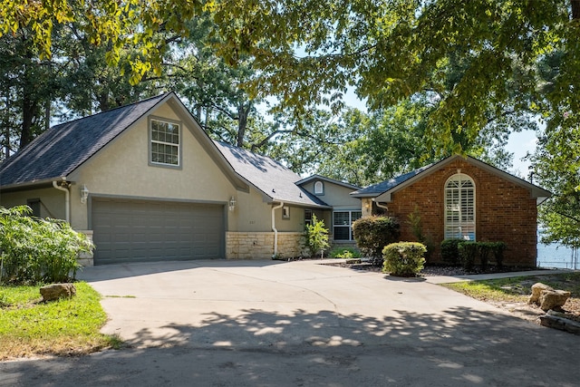 view of front property