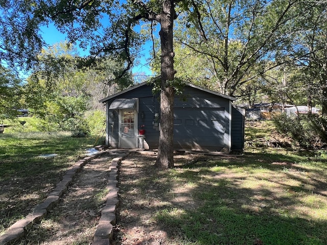 view of outbuilding