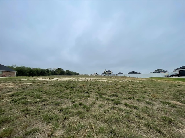 Listing photo 2 for 460 Silo Ct, Waxahachie TX 75167