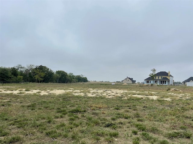 Listing photo 3 for 460 Silo Ct, Waxahachie TX 75167