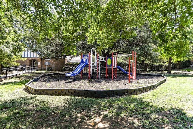 view of jungle gym featuring a yard