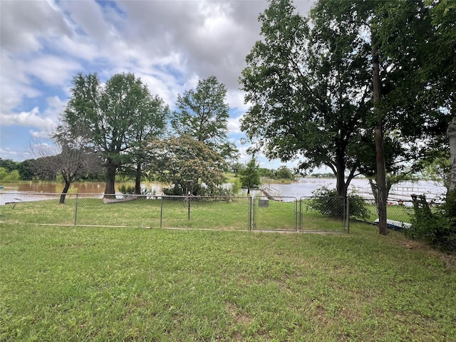 1001 Miller Shores Rd Unit 1, Henrietta, TX 76365 - view of yard featuring a water view
