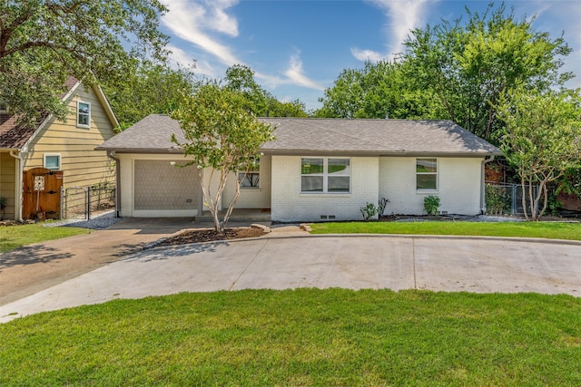 view of front of house featuring a front yard