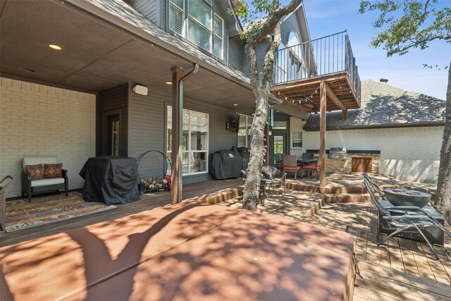 view of patio featuring a grill