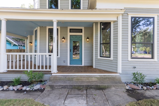 entrance to property with covered porch