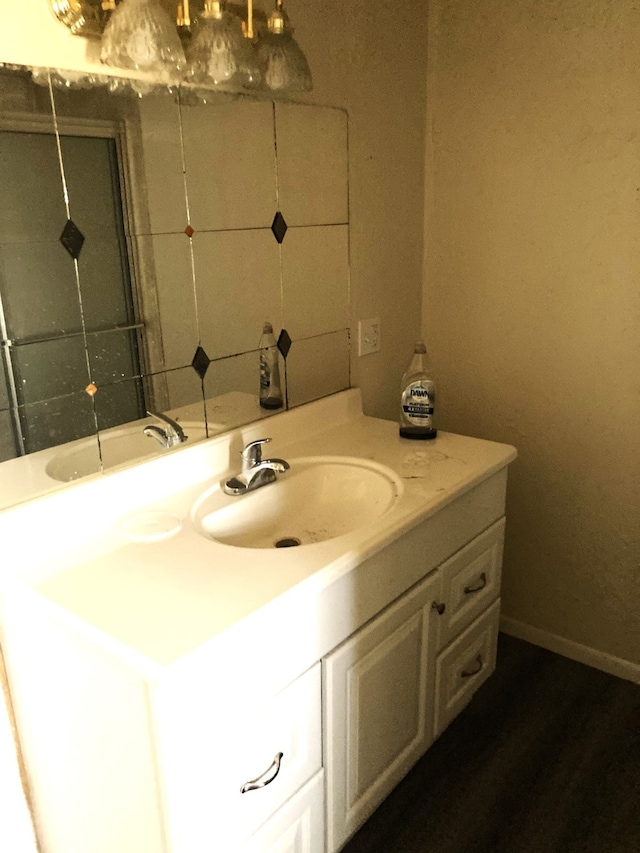 bathroom with vanity