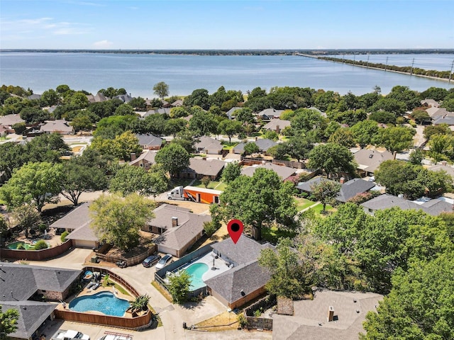 bird's eye view featuring a water view