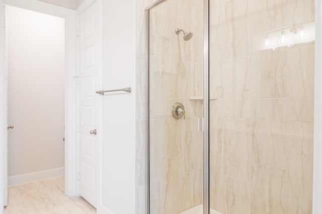 full bathroom featuring vanity, toilet, and tiled shower / bath combo