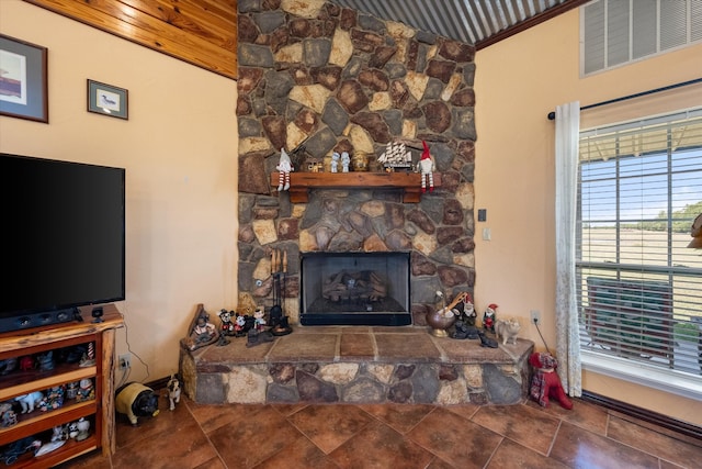 living room featuring a fireplace