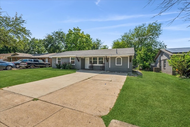 single story home with a front yard