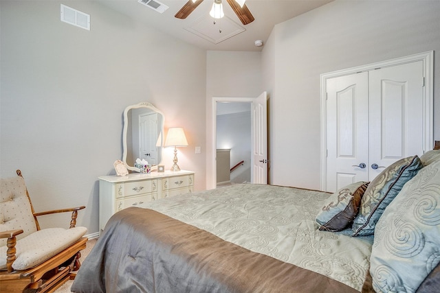 bedroom featuring a closet and ceiling fan