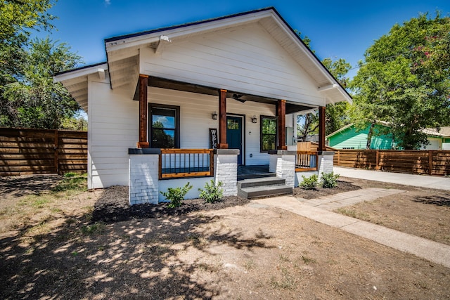 view of front of property featuring covered porch