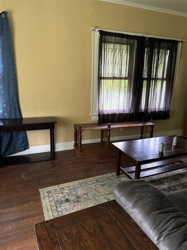 3114 W College St, Shreveport, LA 71109 - interior space with a wealth of natural light, ornamental molding, and wood finished floors