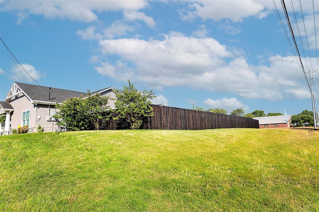 view of yard featuring fence