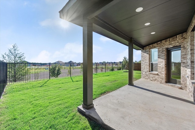 view of yard with a patio