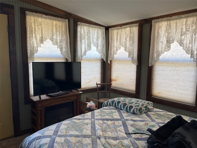 bedroom with vaulted ceiling