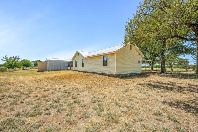 view of property exterior