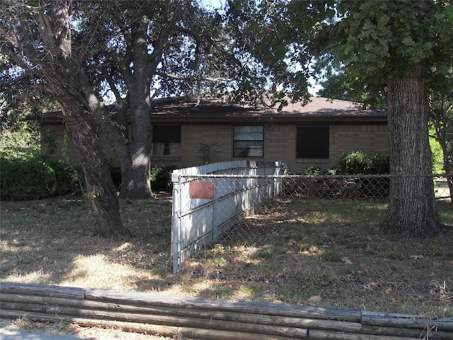 view of front of house