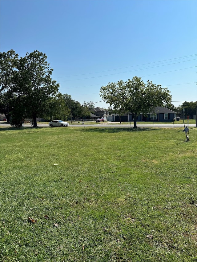 206 N 3rd St, Grandview TX, 76050 land for sale