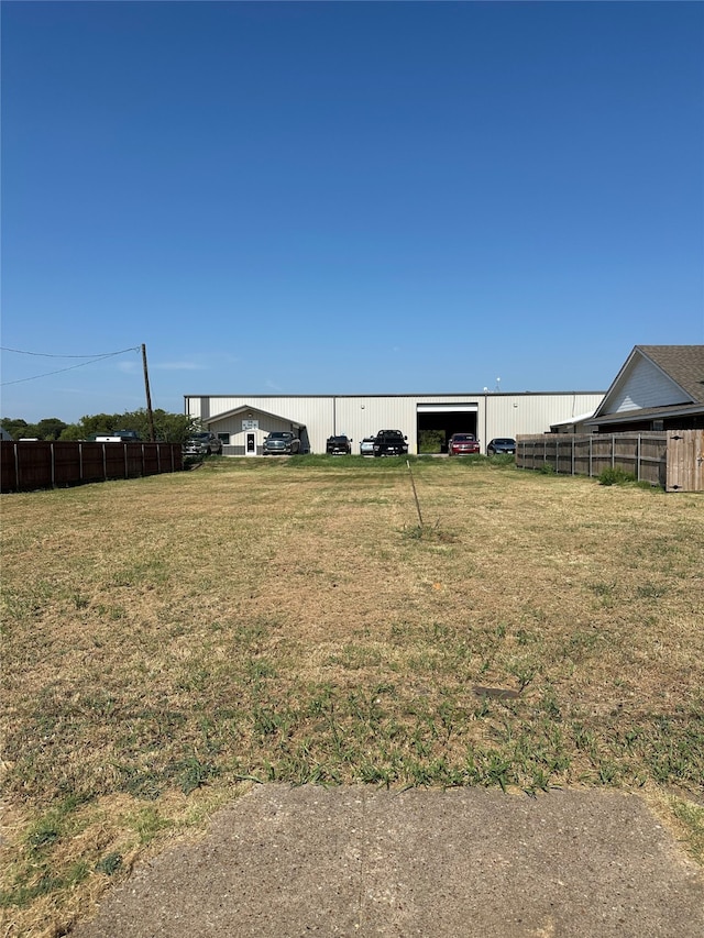 Listing photo 2 for 206 N 3rd St, Grandview TX 76050