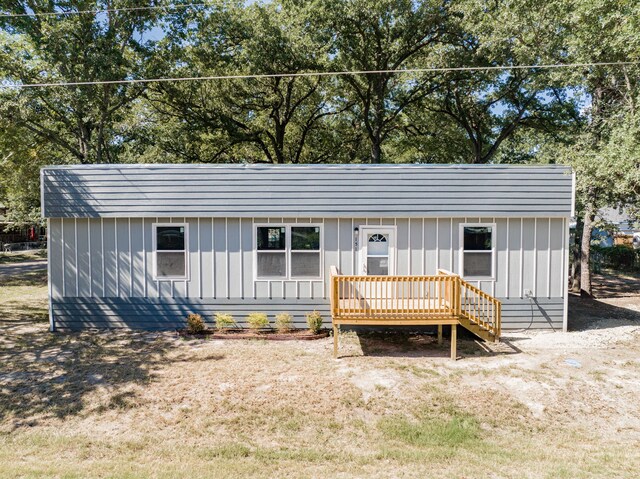 exterior space with an outdoor structure