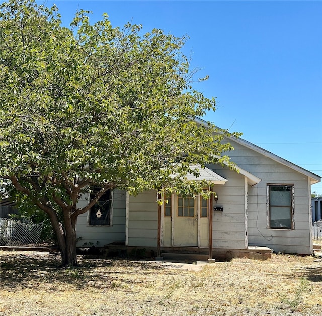 view of front of house