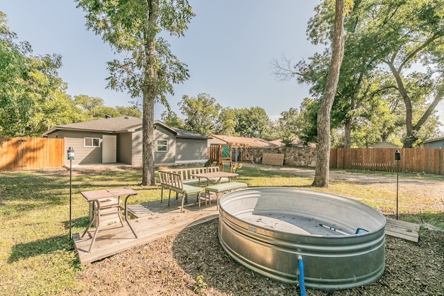 view of yard featuring a patio area