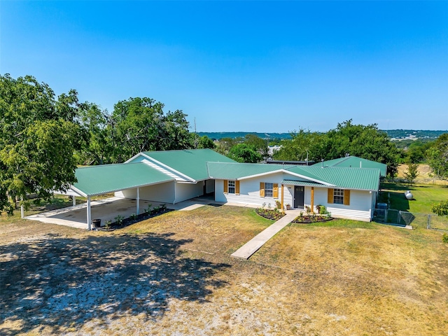 ranch-style house with a front yard