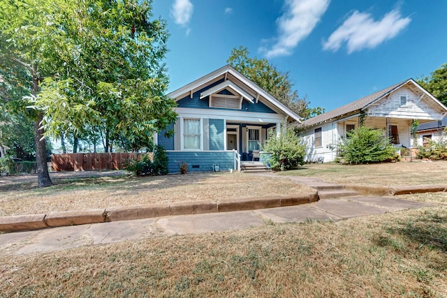 view of front of home featuring a porch