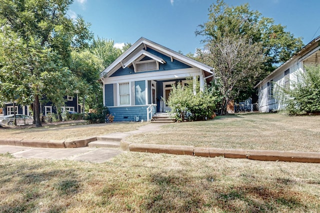 view of front of house with a front yard