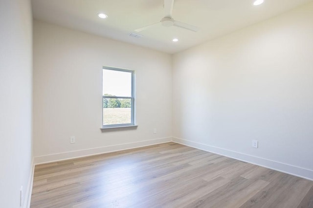 115 Palisades Dr, Gordonville, TX 76245 - empty room featuring ceiling fan and light wood-type flooring