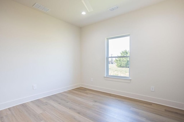 115 Palisades Dr, Gordonville, TX 76245 - spare room featuring light wood-type flooring