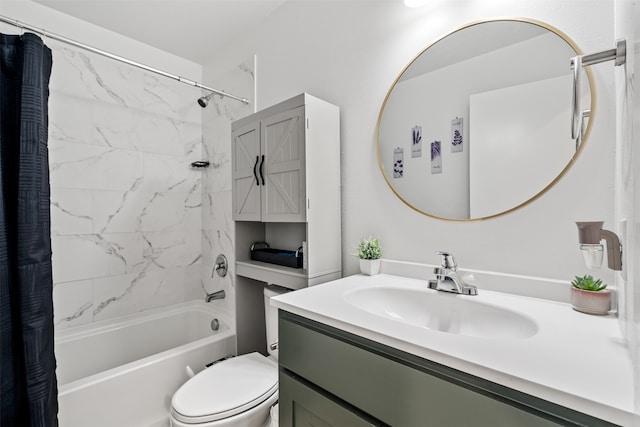 full bathroom featuring toilet, shower / bath combo with shower curtain, and vanity