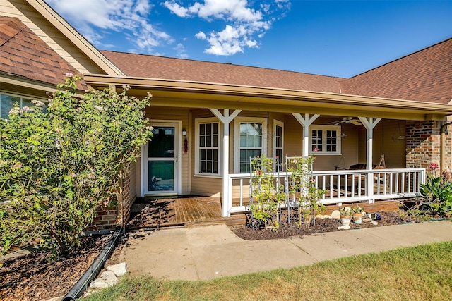 doorway to property featuring covered porch