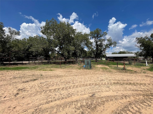 view of yard featuring a rural view