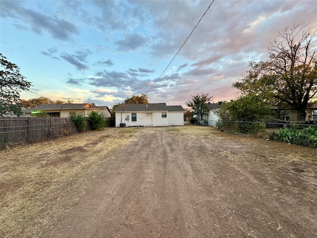 view of front of house