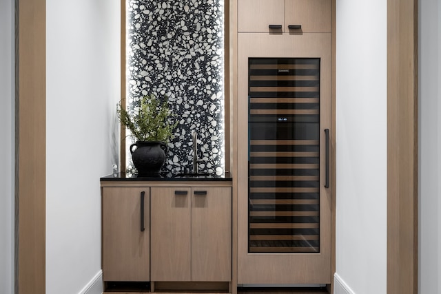 room details featuring wine cooler