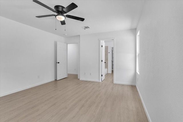 unfurnished bedroom featuring ceiling fan and light wood-type flooring