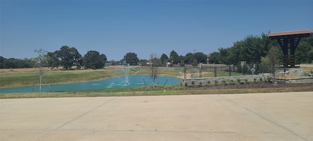 Listing photo 3 for 1117 Vera Ct, Bartonville TX 76226