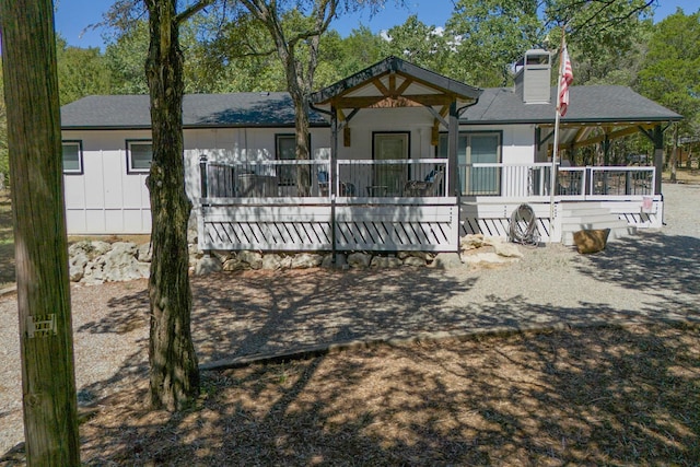 view of front of property with a porch