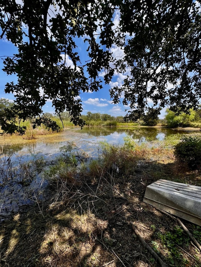 Listing photo 3 for 501 Sweek Ln, Santo TX 76472